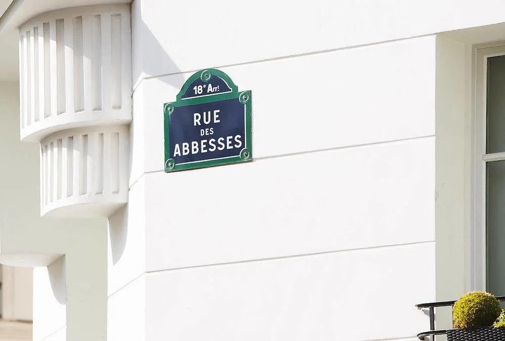 Apartment Montmartre Residence Paris