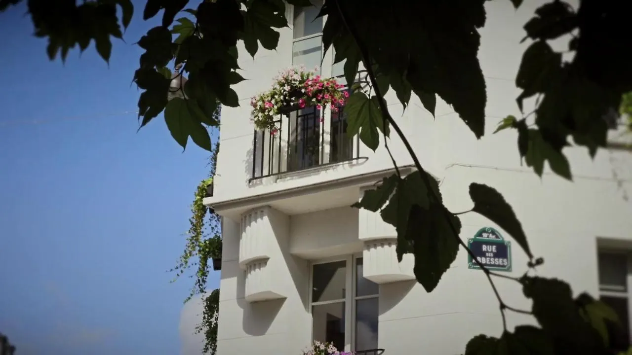 Apartment Montmartre Residence Paris